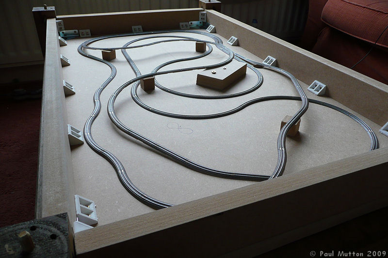 coffee table track plans